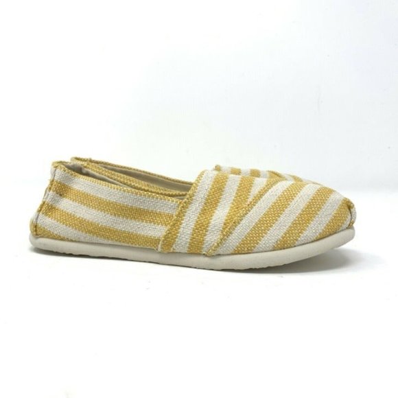 mad love lydia canvas shoes